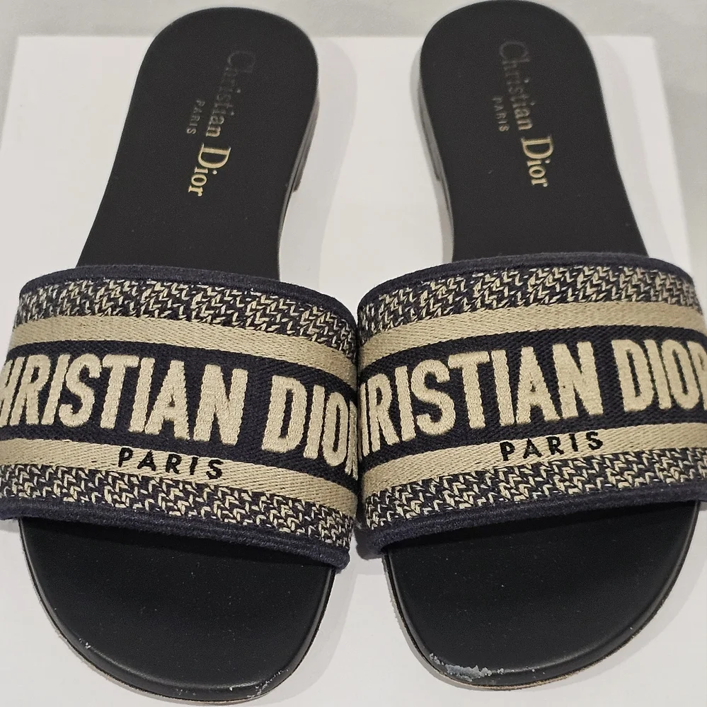Christian Dior Dway Slides in size 37.5 - Picture 2 of 6